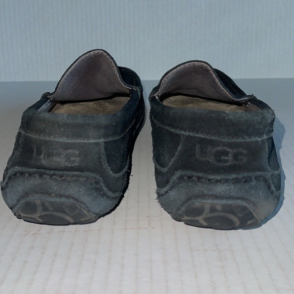 UGG Black Alder Faux Shearling Lined Slippers - Picture 8 of 10